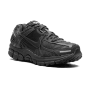 Nike Zoom Vomero 5 - Triple Black - Image 2