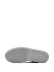 Jordan Air Jordan 1 Low SE Metallic Silver - Image 3