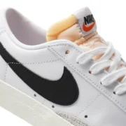Nike Blazer Low 77 Vintage White/Black - Image 5