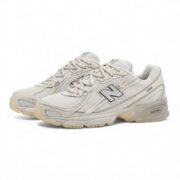 New Balance 740 V2 – Beige - Image 3